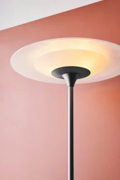 Halo Design Baroni Gulvlampe -Lamper butik 3990 143063a9 be3d 45a6 a311 1d35815a8579