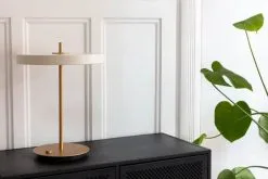 Umage Asteria Bordlampe -Lamper butik 3990 495f8560 9ec4 4a95 8fc7 a5f3115a47e2